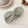 Pinza para el cabello curva, plana y cómoda para mujer, con un diseño sofisticado, nuevo estilo 2026, adecuada para la parte posterior de la cabeza, pinza de pico de pato