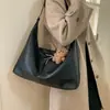 Bolsa Transversal Casual e Sofisticada de Grande Capacidade para Mulheres 2025 Outono Versátil Moda Nicho Axila Ombro Bolsa de Trabalho