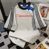 Camiseta 100% Algodão Puro Estilo Streetwear de Nicho Estampa de Letras Gola Redonda Manga Curta para Homens e Mulheres, Verão Caimento Solto Versátil Casual Top para Casal