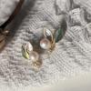 Aretes Estilo Coreano para Mujer, Artísticos y Frescos, Aretes de Perla con Diseño de Hoja Esmaltada, Aguja de Plata 925, Joyería Simple al por Mayor
