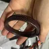 Pulseira de Couro Trançado Toda Preta Mais Vendida no Exterior com Fecho Magnético de Metal Fosco, Estilo Escuro, Acessório de Pulso Masculino Simples e de Luxo Leve