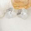 Distintivos Exagerados Huecos Flor Grande Plato de Incienso Repelente de Mosquitos Clip para la Oreja Sin Agujeros en la Oreja Estilo Frío Lujo Ligero Aretes de Perlas de Alta Gama para Mujeres
