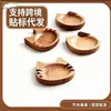 Venta al por mayor de fábrica plato con sabor a gato japonés madera de haya plato de salsa de dibujos animados plato pequeño de madera creativo artículos de tocador para el hogar