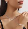 Juego de Collar y Aretes Transfronterizo Europeo y Americano para Novia Boda Simple Combinable Precioso Lujo Ligero Cadena Grabada Juego de Pedrería