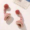 Outono e Inverno Fofo Lã Pérola Chifre Longo Listrado Bola de Pelo Chapéu Acessórios de Cabelo DIY Adorno de Cabeça Chapéu Acessórios Decorativos Atacado