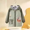 Chaqueta de plumas impermeable para niños, babero con capucha anti-suciedad para bebé, ropa de abrigo, elegante y se puede usar como prenda exterior