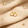 Pendientes de Aro Exquisitos de Lujo Ligero de Alta Gama Japoneses y Coreanos de Acero Inoxidable con CNC Incrustaciones de Circonita Diamante Completo Acero de Titanio Compactos para Uso Diario Que No Se Desvanecen