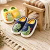 Pantuflas de Algodón para Niños para Otoño e Invierno, Diseño de Dinosaurio de Dibujos Animados, Zapatos Antideslizantes de Interior para el Hogar para Niños Pequeños y Niños