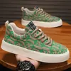 Zapatos de Hombre Otoño 2026 Nuevos Zapatos Transpirables de Lona Modernos Versátiles Deportivos Casuales de Caña Baja Zapatos Estampados Modernos para Hombre