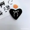 Estilo Coreano Terciopelo Bordado Lazo Corazón de Melocotón Accesorios DIY Accesorios para el Cabello Accesorios para Ropa Zapatos Calcetines Bolsas Funda para Teléfono Móvil Materiales