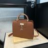 Diseño Nicho de Alta Gama Cuero Brillante Patrón Piedra Bolso Cuadrado Pequeño 2025 Primavera Nueva Moda Bolso Bandolera de Hombro Versátil