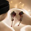 Pendientes de estilo punk oscuro gótico retro transfronterizos, pendientes de borla rojos dulces y geniales de chica hot, pendientes de la serie de Halloween