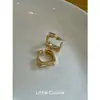 Pendientes Cuadrados Tridimensionales de Textura Metálica Estilo Minimalista para Mujer, Versátiles para el Uso Diario en Estilo Coreano y Japonés, Pendientes de Botón de Moda Estilo Europeo y Americano con un Toque de Lujo
