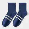 Calcetines Clásicos de Otoño e Invierno para Hombre, Rayados, Estilo Universitario, Tejido Plano, hasta la pantorrilla, Alto Contenido de Algodón, Calcetines hasta la Pantorrilla para Hombre, Industria del Calcetín de Zhuji