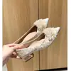 666-16 Estilo Nacional 2025 Nueva Moda Femenina Versátil Punta Fina Pedrería Tacón Medio Grueso Francés Tallas Grandes Zapatos para Mujer