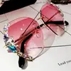 Gafas de Sol Estilo Nuevo 2026 para Mujer, Anti-UV, Protección Solar, Adelgazantes para Rostro Redondo, Populares Gafas de Sol con Pedrería para Mujer, Tendencia Estilo Coreano Ins