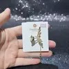Diseño Minimalista Orejeras de Otoño para Mujer, Aguja de Plata S925, Moda Versátil de Lujo Ligero de Nicho, Galvanizado Ecológico