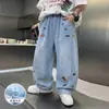 Jeans Finos de Verano para Niños 2026 Pantalones Nuevos Ropa de Verano para Niños Grandes Pantalones Repelentes de Mosquitos de Seda de Hielo Transpirables Frescos Elegantes Modernos
