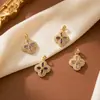 Colgante de trébol de cuatro hojas con diamantes completos, estilo vintage, resistente, colgante de circonita cúbica colorida, accesorios para collar y pulsera DIY, lujo ligero, flor tachonada de diamantes