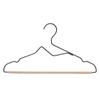 Nuevo colgador de ropa cuello oblicuo soporte de ropa de metal de hierro tipo Z para armario colgador de ropa de madera colgador de ropa de comercio exterior fabricantes al por mayor