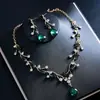 Set de joyería de lujo transfronterizo europeo y americano: Conjunto de dos piezas de collar y pendientes de alta gama, accesorio nupcial de boda, pendientes para mujer al por mayor