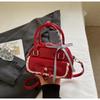 Bolso Pequeño Elegante de Gama Alta con Forma de Concha para Mujer 2026 Nueva Moda Diseño de Nicho Bolso Cruzado Bolso de Mano Bolso de Bolos