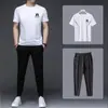 Traje Deportivo Casual de Seda de Hielo para Hombre Verano para Hombre Exterior Cuello Redondo Manga Corta Delgado Elástico Transpirable Conjunto de Dos Piezas