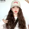 Peruca de Boné de Beisebol Dachen com Cachos de Lã para Mulheres Nova Moda Coreana de Veludo Primavera e Outono Aba Larga Faz o Rosto Parecer Menor