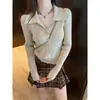 Top de punto gris estilo coreano con cuello polo y manga larga para mujer, nuevo modelo de otoño 2026, camiseta básica ajustada