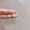 Pendientes Pequeños de Plata 925 con Lazo y Perla 2024 Nueva Moda Elegantes Diseño de Nicho Versátiles para Mujer