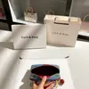 Bolsa Cuadrada Vintage de Mezclilla Bordada para Dropshipping 2025 Otoño e Invierno Nuevo Estilo Bolsa Cuadrada Pequeña de Alta Gama Venta al por Mayor