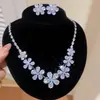 Flores Prósperas Brillo Soñador Zirconia Flor Colgante Pendientes Collar Cadena Clavícula Lujo Ligero Nicho Joyería de Fiesta de Noche Temperamento