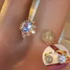 Anillo Abierto Asimétrico de Girasol con Circonita Europeo y Americano de Lujo Ligero, Nuevo Producto Más Vendido con un Toque de Alta Gama y Diseño Versátil