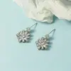 Aretes de Flor con Incrustaciones de Diamantes para Mujer, Estilo Coreano, Estilo Minimalista Copo de Nieve, Aretes Versátiles de Personalidad para Estudiantes, Aretes de Amistad