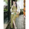 Conjunto de Saia de Duas Peças com Jaqueta Jacquard de Cetim Estilo Chinês Novo de Verão e Vestido Camisola em Algodão de Ráfia