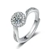 Anel Feminino Aberto Quadrado Seis Garras Fornecimento ao Vivo Atacado Fabricante Diamante Moissanite Sintético Super Brilhante 0,05kg Quilate