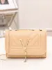 Bolso Cuadrado Pequeño de Sarja Bordada con Cadena 2025 Decoración de Borla con Letra Bolso de Hombro Único para Mujer Elegante Cruzado Versátil