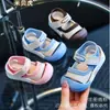 Nuevas Sandalias Infantiles 2026 para Verano, Zapatos para Niños Pequeños Niños y Niñas, Zapatos de Bebé, Zapatos para Caminar, Sandalias Cerradas Anticolisión al por Mayor
