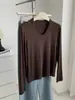 Elegante camiseta de manga larga de Tencel y lana de doble capa con cuello en U para mujer, temporada otoño e invierno 2026, capa base suave y amigable con la piel