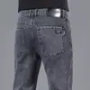 Jeans para Hombre 2024 Primavera y Otoño Nuevos Ajuste Delgado Cónicos Modernos Jóvenes y de Edad Media Pantalones Casuales Grises para Hombre Verano Delgado