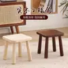 Banqueta Baixa Feita de Madeira Maciça, Banqueta Pequena para Uso Doméstico, Banqueta para Mesa de Centro da Sala de Estar, Banco Quadrado, Banqueta para Sentar, Banqueta Infantil, Banqueta para Calçar Sapatos na Entrada