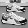 Zapatos de Hombre Primavera y Verano Nuevo Estilo Malla Ultraligeros Zapatos para Correr Zapatos Deportivos Transpirables Amortiguadores Suela Suave Zapatos para Estudiantes Ligeros Zapatos para Correr