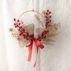 Venta al por mayor de flores de Año Nuevo para decoración del hogar, acebo norteamericano, decoración de pared, fruta rica, simulación de viento, flor falsa CF01086