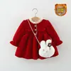 Traje Tang Grueso con Forro de Polar y Botones, Nueva Ola de Invierno 2025 para Niñas, Atuendo de Año Nuevo de Chenilla con Bolsa Grande de Conejo