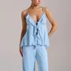 Estilo Europeo y Americano Ropa de Casa Nuevas Llegadas Primavera y Verano Sexy Cuello en V Profundo Tirantes con Volantes Pantalones Largos Conjunto de Pijama de Jacquard Tejido para Mujer