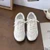 Sapatos Masculinos Belle Novos Respiráveis Sola Grossa Aumento de Altura Brancos 2026 Versátil Casual Retro Esportivo Treinamento Alemão 5008