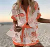 Conjunto de shorts de praia e camisa de manga curta para mulheres, com estampa digital 3D de vida marinha colorida, para uso casual, importado da Amazon.