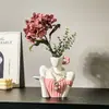 Vaso de Arte para Modelagem de Figuras no Atacado Arranjo de Flores para Sala de Estar Decoração de Gabinete de Vinho para Casa Ornamentos de Nicho Presente de Inauguração