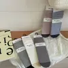 25 Meias de Cano Médio Estilo Coreano Color Block, Sem Costura nos Dedos e Calcanhar, Outono e Inverno, com Elástico, para Mulheres, Atacado Zhuji