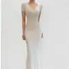 Vestido Ajustado de Cuello en V Estilo Ligeramente Maduro para Mujer, Vestido Base Adelgazante de Gama Alta para Verano, Vestido Largo Sexy para Chicas Atrevidas